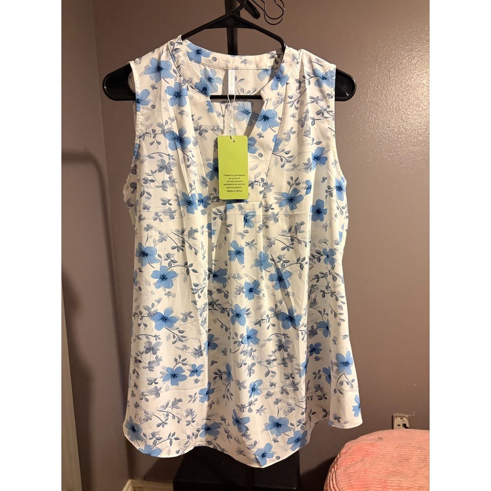 Anyhold White with Blue Floral Sleeveless Blouse Sz M - NWT